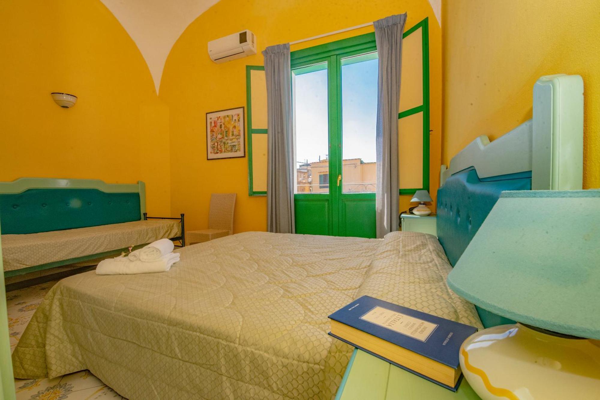 Hotel Savoia بروسيدا المظهر الخارجي الصورة